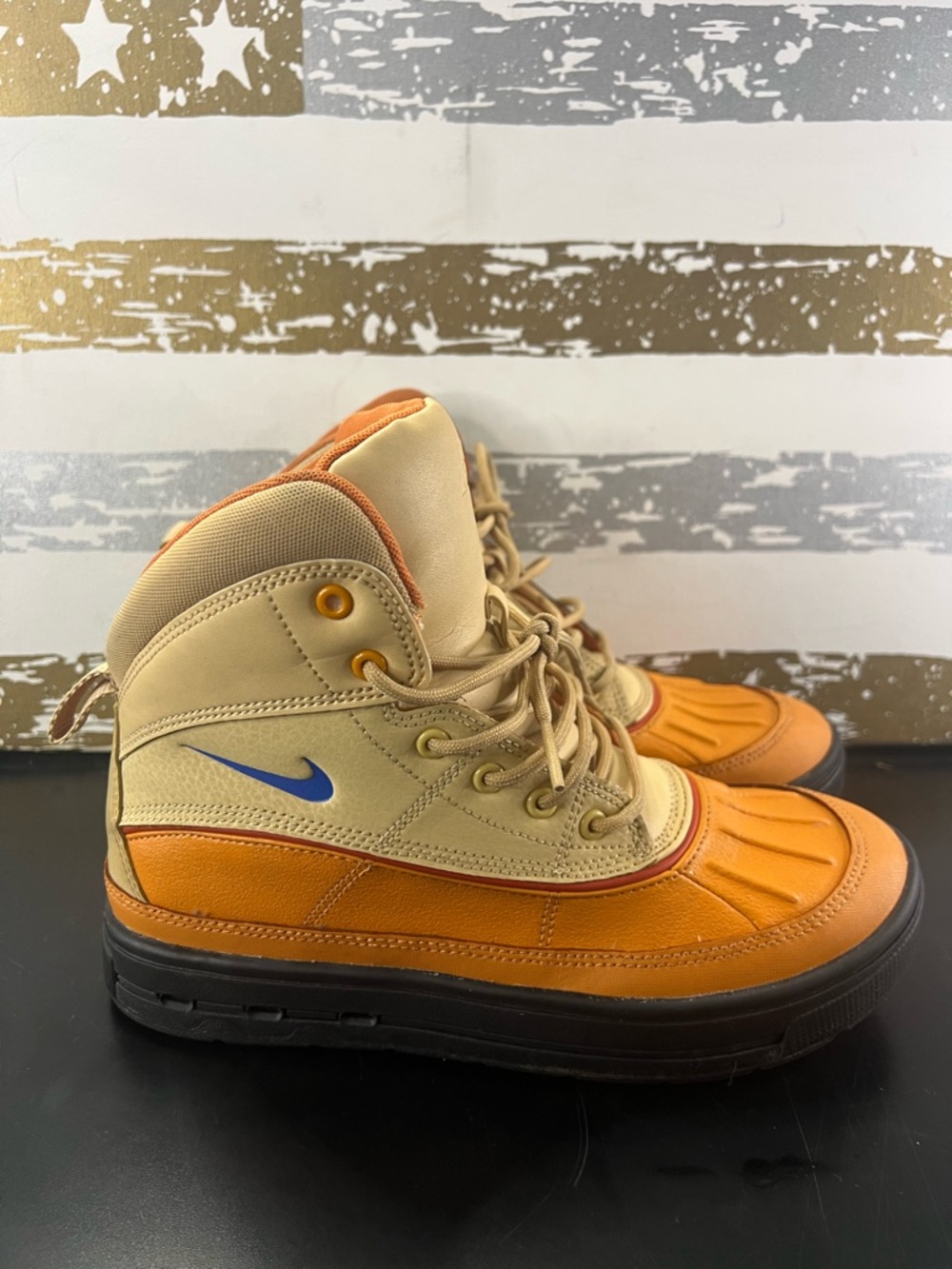Nike ACG Boots - Picture 2 of 8